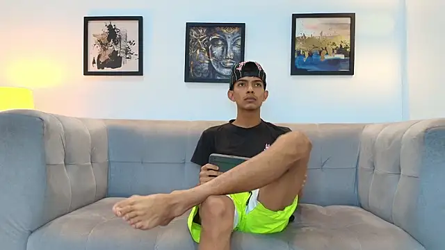 PRETTY SEX1 online show from January 15, 2026, 1:25 pm