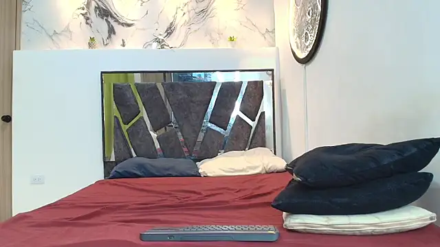 PRETTY SEX1 online show from December 4, 2025, 7:18 am