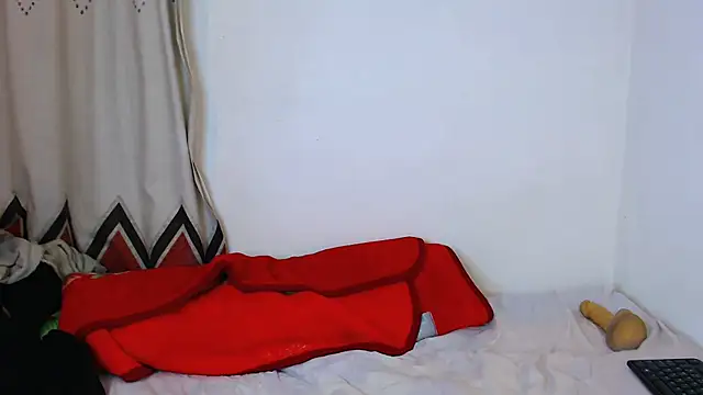 CharlotteXXX online show from January 14, 2026, 8:23 pm