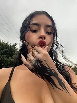 RosseMelody online show from November 19, 2025, 9:59 pm