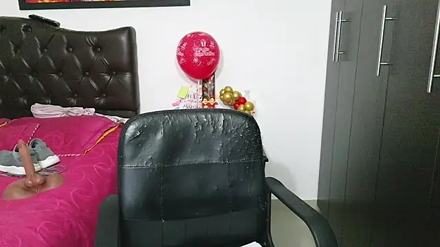 Snapshot of Grace_mature_milf chatting on May 29, 2026, 11:27 am Grace mature milf online show from May 29, 2026, 11:27 am
