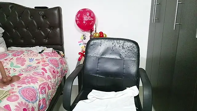 Snapshot of Grace_mature_milf chatting on May 22, 2026, 10:57 am Grace mature milf online show from May 22, 2026, 10:57 am