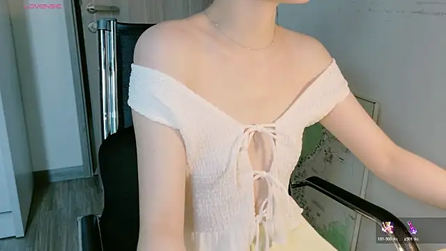 Ryeon 99 online show from June 1, 2026, 3:07 am