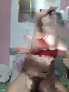 Snapshot of sexybitch_02 chatting on June 27, 2026, 12:33 pm sexybitch 02 online show from June 27, 2026, 12:33 pm