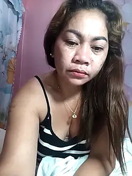 sexybitch 02 online show from April 19, 2026, 6:32 pm