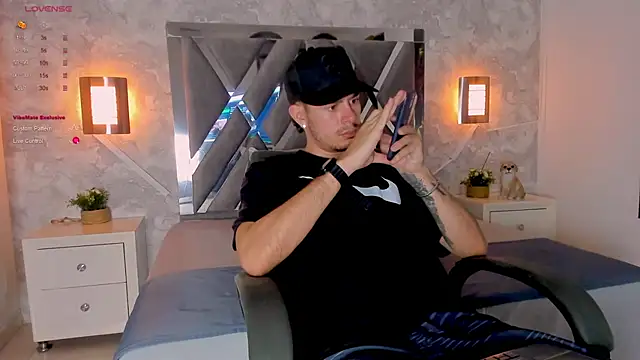 Snapshot of nils_saint chatting on November 17, 2025, 2:59 am nils saint online show from November 17, 2025, 2:59 am