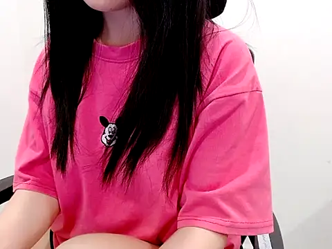 Snapshot of Zhi__2k6 chatting on July 11, 2026, 11:54 am Zhi 2k6 online show from July 11, 2026, 11:54 am