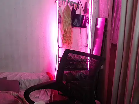 Naughty alfrea online show from March 27, 2026, 6:22 am