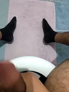 knulll123 online show from November 24, 2025, 5:02 pm