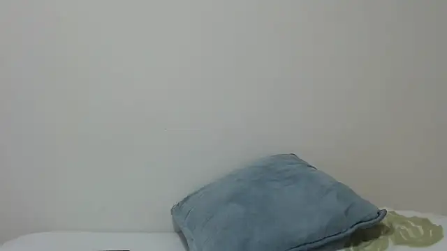 Maryem637048 online show from February 5, 2026, 1:51 pm