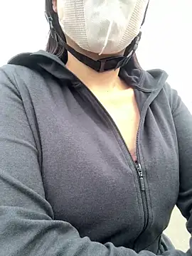 Meii-meyy online show from March 12, 2026, 7:12 am