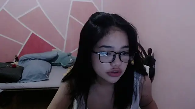 Snapshot of aaliyah_walker chatting on September 9, 2025, 1:09 pm aaliyah walker online show from September 9, 2025, 1:09 pm