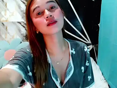 urgirl mikah online show from July 7, 2026, 11:30 pm