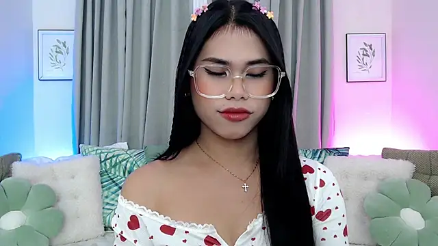 PrettyBlythes TS online show from September 21, 2025, 11:26 am