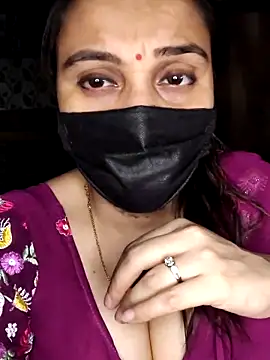Snapshot of Horny_Shalu chatting on April 26, 2026, 4:59 pm Horny Shalu online show from April 26, 2026, 4:59 pm