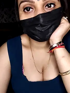 Snapshot of Horny_Shalu chatting on May 6, 2026, 4:55 pm Horny Shalu online show from May 6, 2026, 4:55 pm