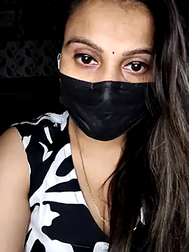 Snapshot of Horny_Shalu chatting on May 4, 2026, 5:05 pm Horny Shalu online show from May 4, 2026, 5:05 pm