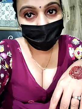 Snapshot of Horny_Shalu chatting on April 18, 2026, 7:07 pm Horny Shalu online show from April 18, 2026, 7:07 pm