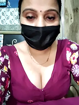 Snapshot of Horny_Shalu chatting on April 18, 2026, 7:58 pm Horny Shalu online show from April 18, 2026, 7:58 pm