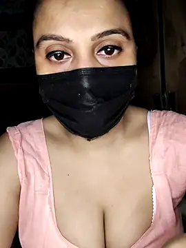 Snapshot of Horny_Shalu chatting on April 30, 2026, 6:31 am Horny Shalu online show from April 30, 2026, 6:31 am