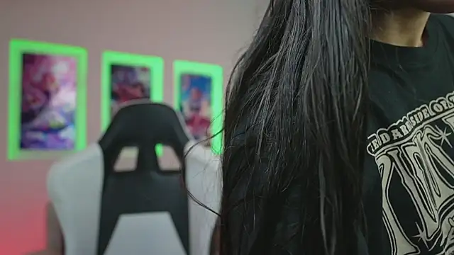 Snapshot of NicoleCrawft chatting on September 10, 2025, 7:02 pm NicoleCrawft online show from September 10, 2025, 7:02 pm