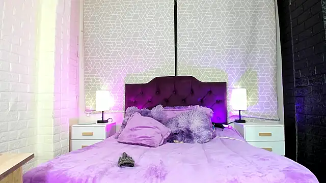 Snapshot of Zamara_Kleii chatting on January 6, 2026, 4:05 am Zamara Kleii online show from January 6, 2026, 4:05 am