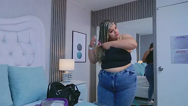 KiimBrooks online show from January 17, 2026, 11:14 am