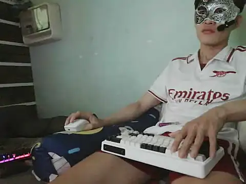 Snapshot of boyhigh1997 chatting on November 13, 2025, 3:10 am boyhigh1997 online show from November 13, 2025, 3:10 am