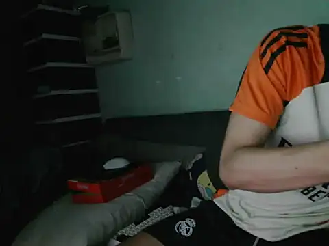 Snapshot of boyhigh1997 chatting on November 27, 2025, 8:59 am boyhigh1997 online show from November 27, 2025, 8:59 am