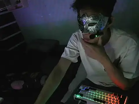 Snapshot of boyhigh1997 chatting on October 28, 2025, 3:00 pm boyhigh1997 online show from October 28, 2025, 3:00 pm