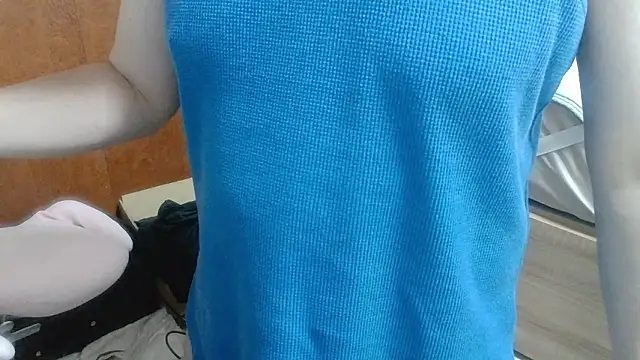 tpoyaji online show from October 31, 2025, 1:02 am