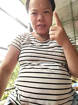 Snapshot of Rioo122 chatting on October 3, 2025, 1:31 am Rioo122 online show from October 3, 2025, 1:31 am