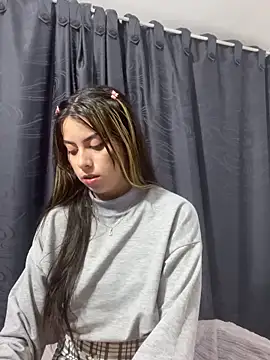 Snapshot of Sweet-Beck chatting on October 9, 2025, 12:44 am Sweet-Beck online show from October 9, 2025, 12:44 am