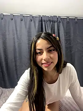 Snapshot of Sweet-Beck chatting on October 7, 2025, 12:22 am Sweet-Beck online show from October 7, 2025, 12:22 am