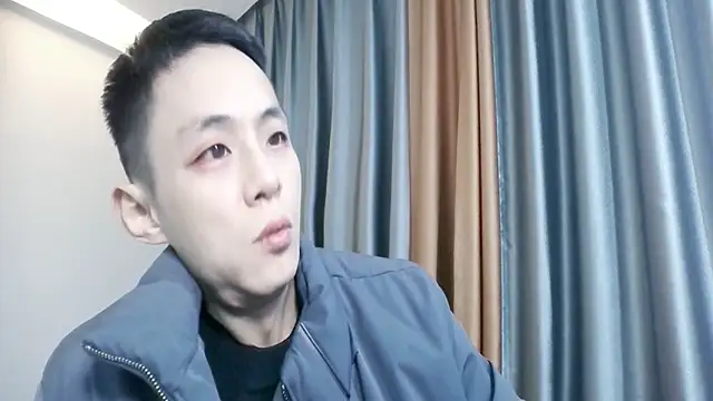 Tsia-Die online show from December 17, 2025, 1:05 pm