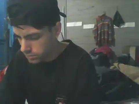 Snapshot of Demian24_ chatting on April 8, 2026, 12:56 am Demian24 online show from April 8, 2026, 12:56 am