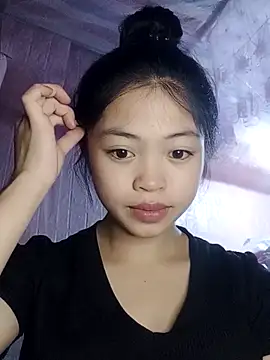 Snapshot of Thy00__ chatting on October 30, 2025, 3:09 pm Thy00 online show from October 30, 2025, 3:09 pm