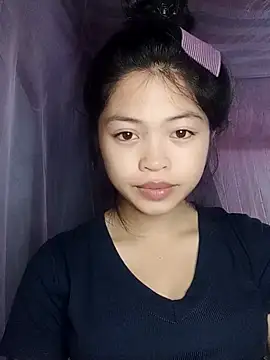 Snapshot of Thy00__ chatting on October 23, 2025, 3:00 pm Thy00 online show from October 23, 2025, 3:00 pm