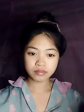 Thy00   online show from December 17, 2025, 3:06 pm