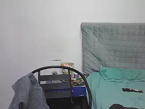 morenocabro10 online show from February 27, 2026, 11:37 pm