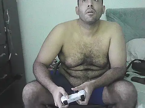 morenocabro10 online show from July 14, 2026, 4:17 am
