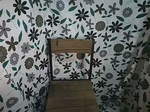 Snapshot of Virgen_christine01 chatting on November 6, 2025, 3:05 pm Virgen christine01 online show from November 6, 2025, 3:05 pm