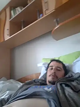 Snapshot of hugecock4u1990 chatting on November 10, 2025, 8:41 am hugecock4u1990 online show from November 10, 2025, 8:41 am