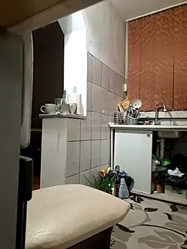 Snapshot of hugecock4u1990 chatting on November 4, 2025, 1:20 am hugecock4u1990 online show from November 4, 2025, 1:20 am