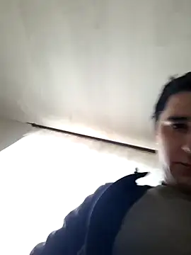 Snapshot of hugecock4u1990 chatting on November 29, 2025, 12:16 pm hugecock4u1990 online show from November 29, 2025, 12:16 pm