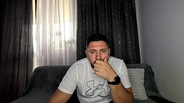 Snapshot of Gold_Alpha_Boy chatting on September 24, 2025, 2:01 pm Gold Alpha Boy online show from September 24, 2025, 2:01 pm