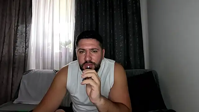 Snapshot of Gold_Alpha_Boy chatting on September 30, 2025, 8:31 am Gold Alpha Boy online show from September 30, 2025, 8:31 am