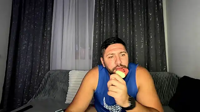 Snapshot of Gold_Alpha_Boy chatting on September 21, 2025, 5:07 pm Gold Alpha Boy online show from September 21, 2025, 5:07 pm