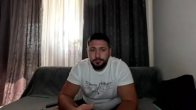 Snapshot of Gold_Alpha_Boy chatting on September 18, 2025, 11:13 am Gold Alpha Boy online show from September 18, 2025, 11:13 am