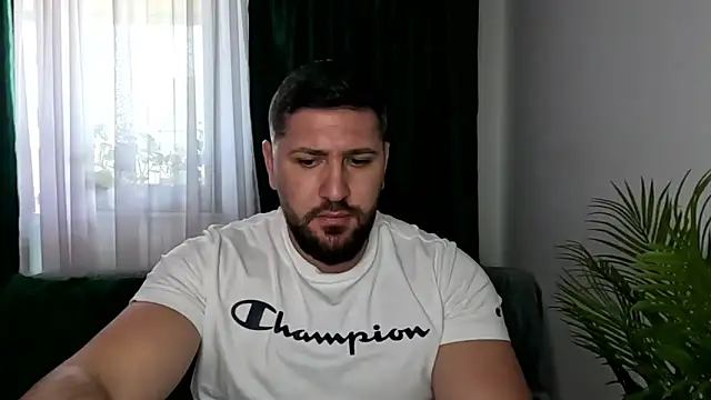 Gold Alpha Boy online show from May 15, 2026, 1:31 pm